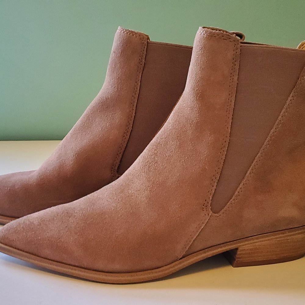 Nine West Chelsea Boots